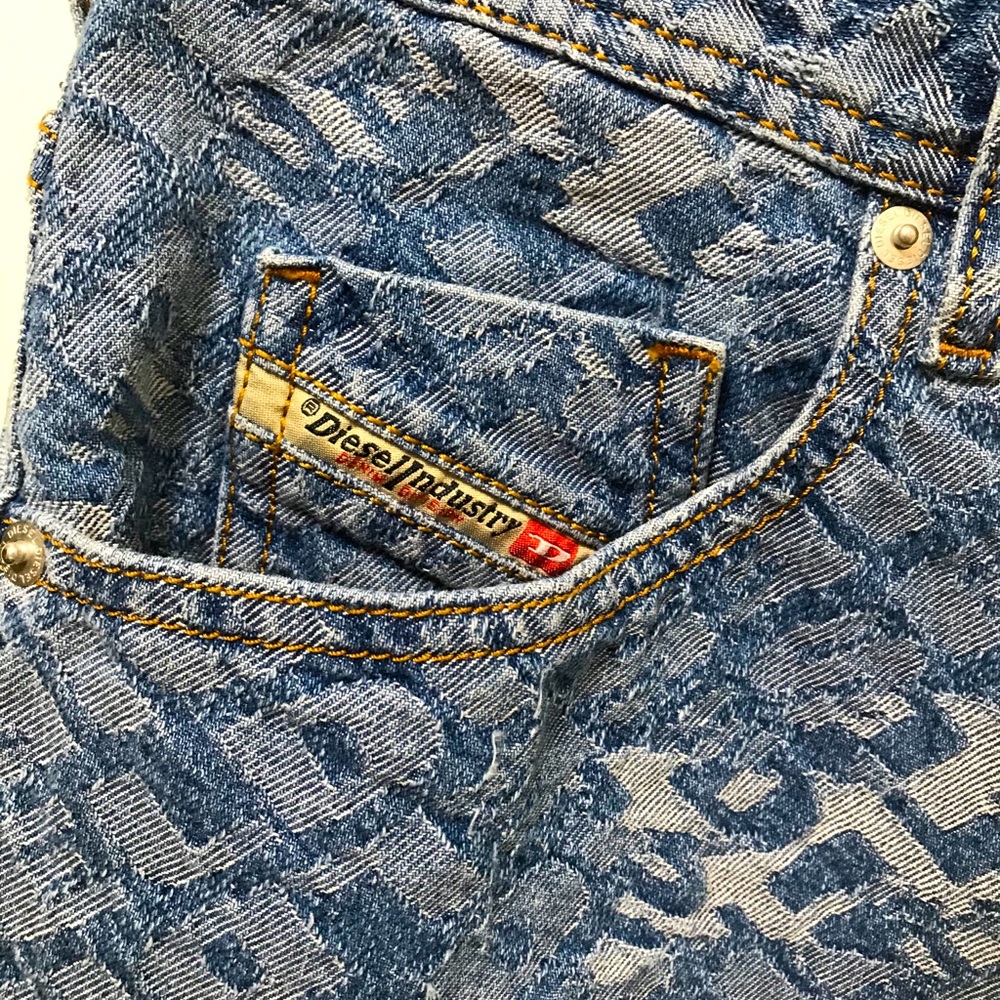 Diesel denim shorts in size 30